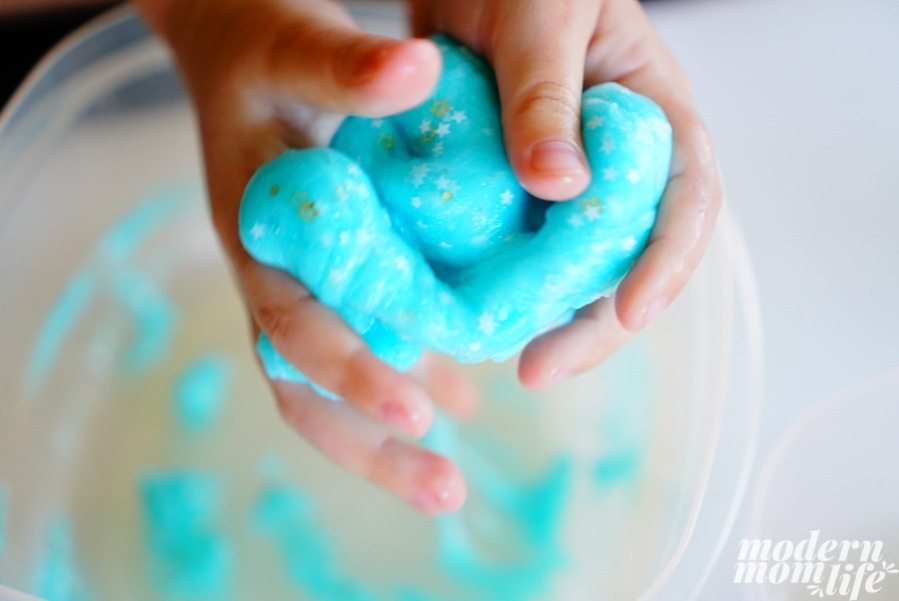 DIY Glow in the Dark Slime
