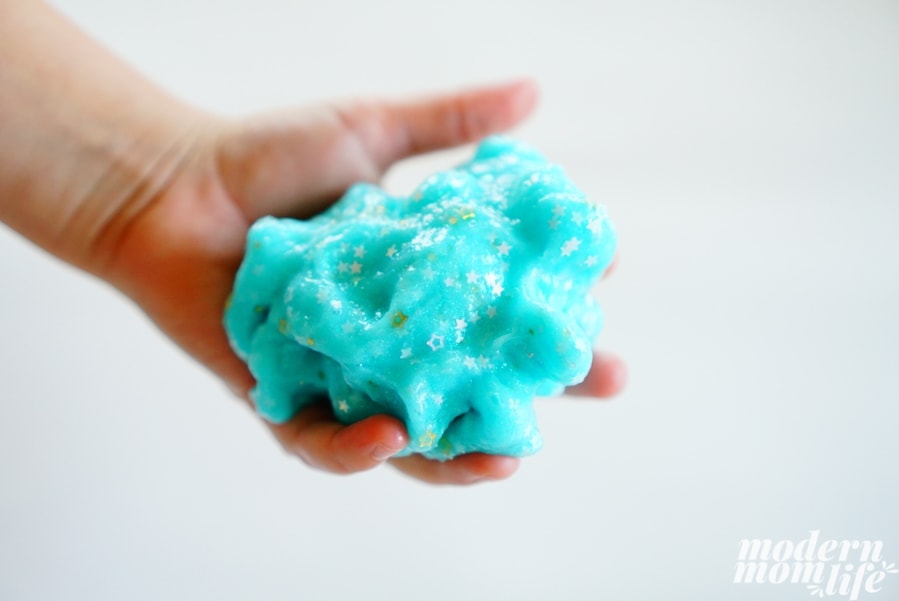 DIY Glow in the Dark Slime