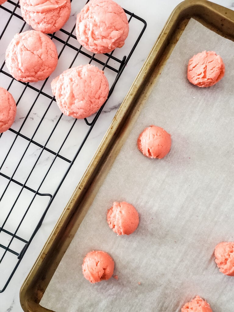 how to make strawberry cookies