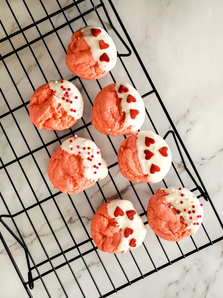 Strawberry Cake Cookies