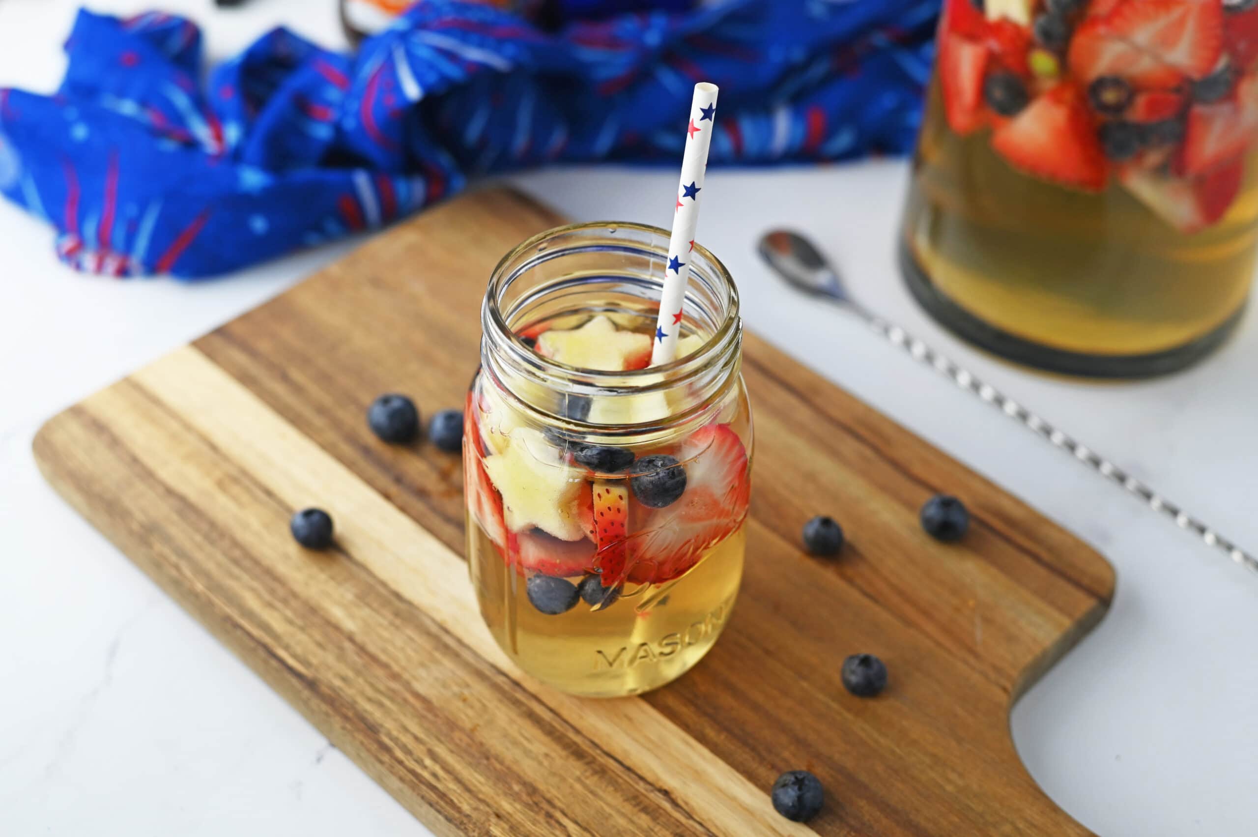 Mason Jar Fishbowl Cocktail Recipe