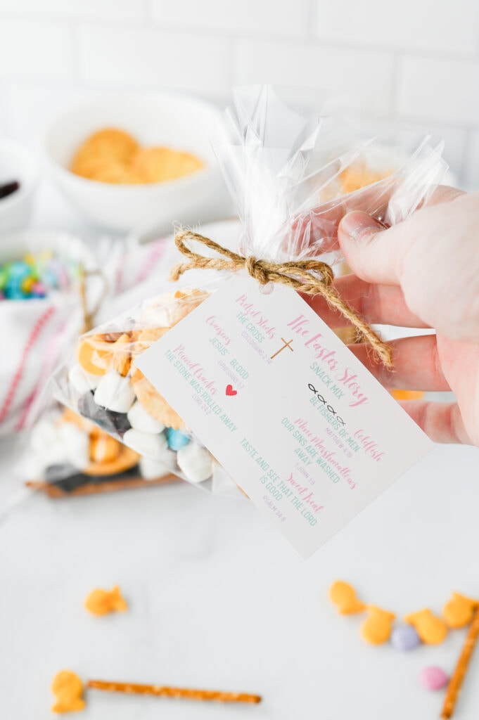 Easter Story Snack Mix