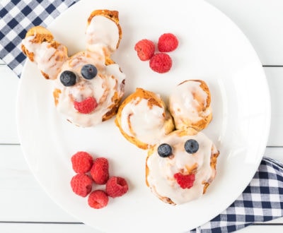 Easter bunny cinnamon rolls