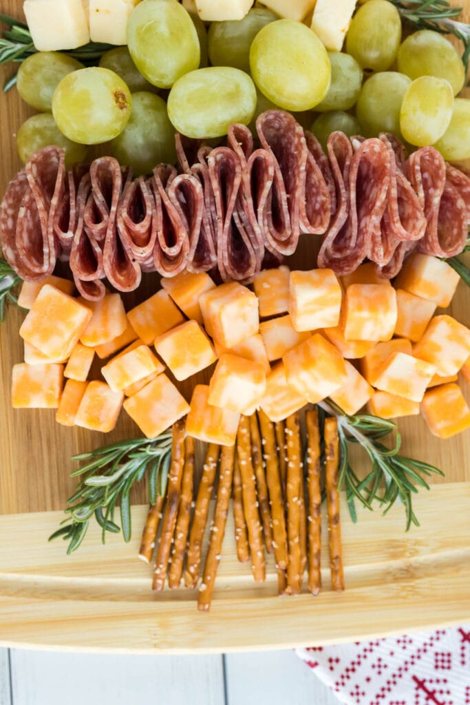 christmas tree charcuterie board
