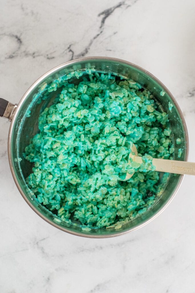 How to make Easter Egg Rice Krispies Treats
