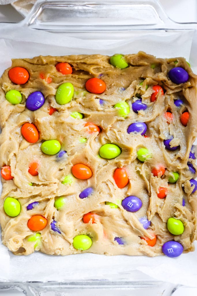 How to make Ghoulish Blondies 
