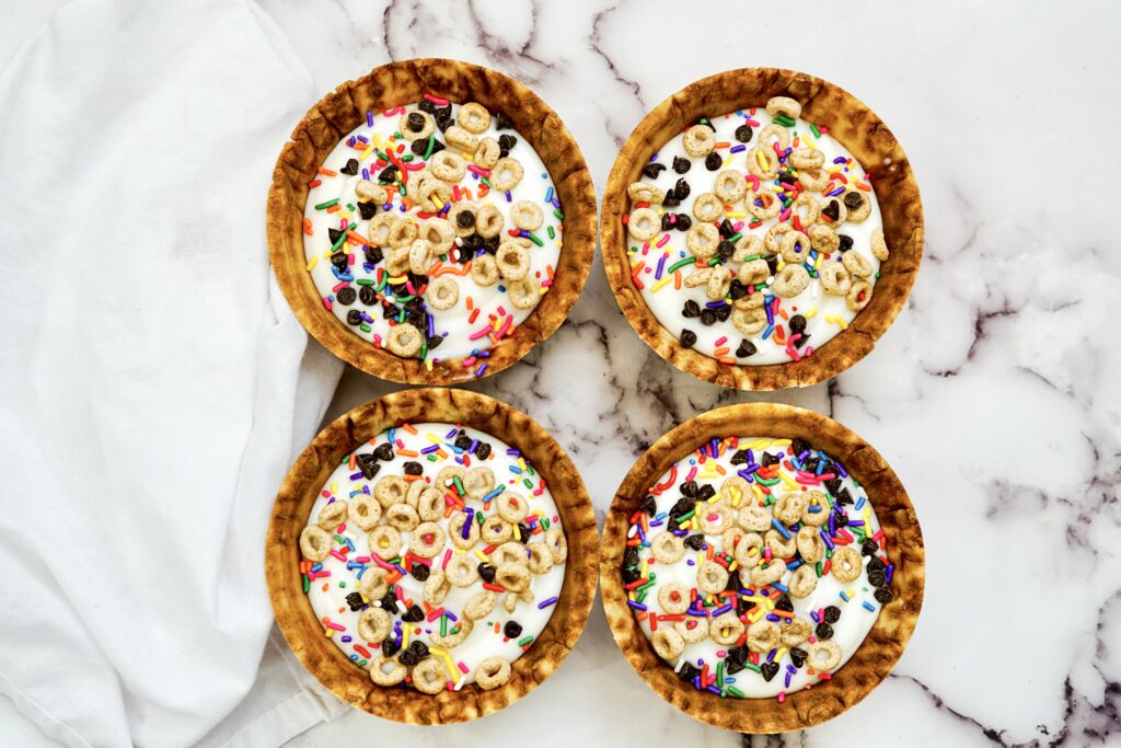 yogurt sundae