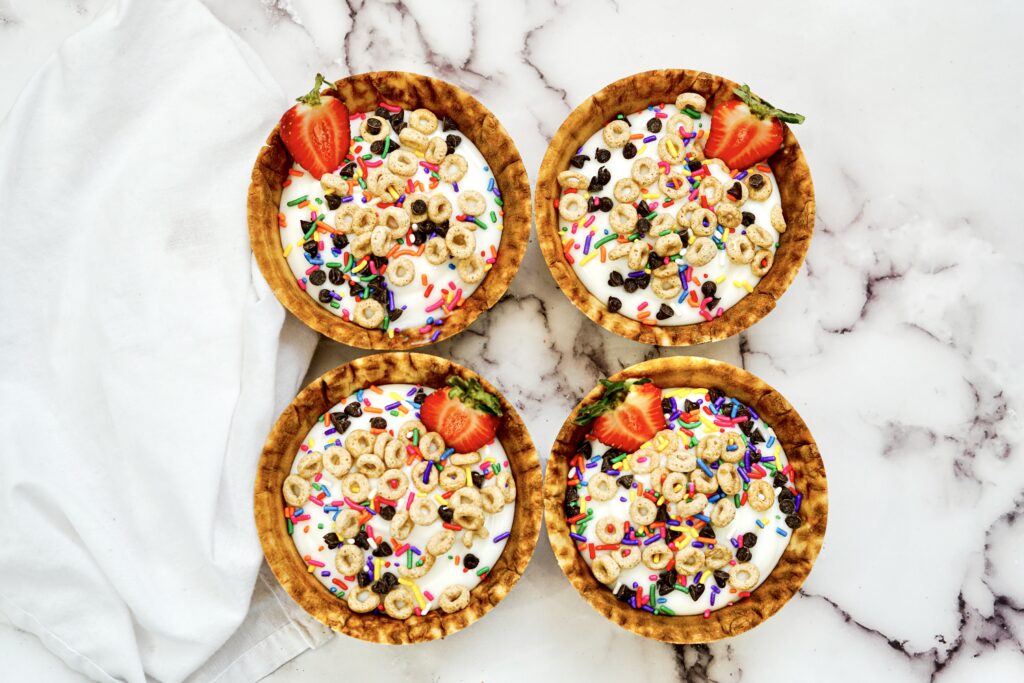 yogurt sundae