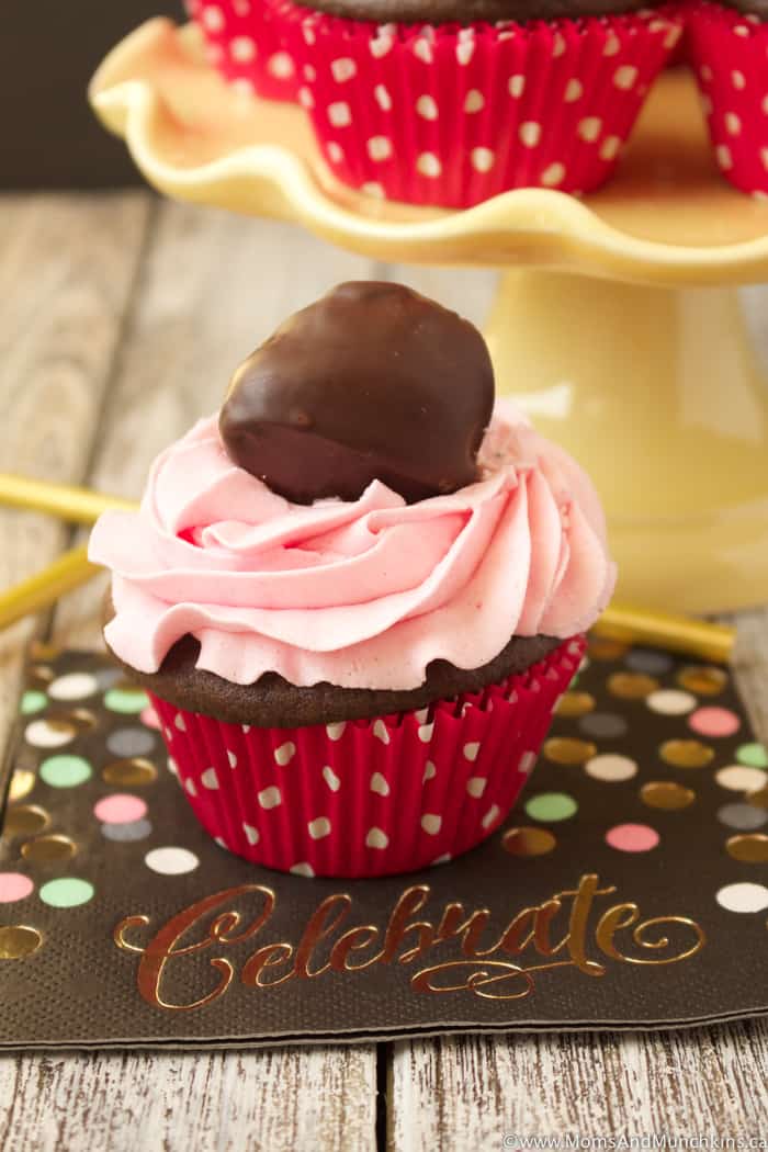 Image for Chocolate Covered Strawberry Cupcakes
