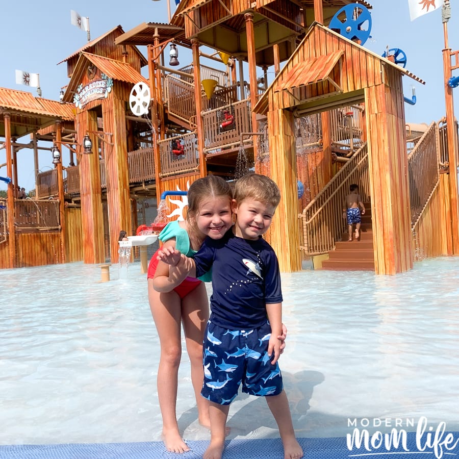 gaylord texan Paradise Springs