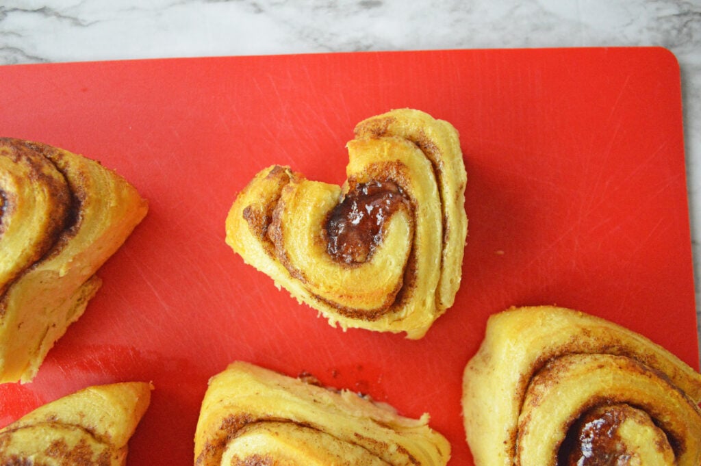 grinch cinnamon rolls recipe
