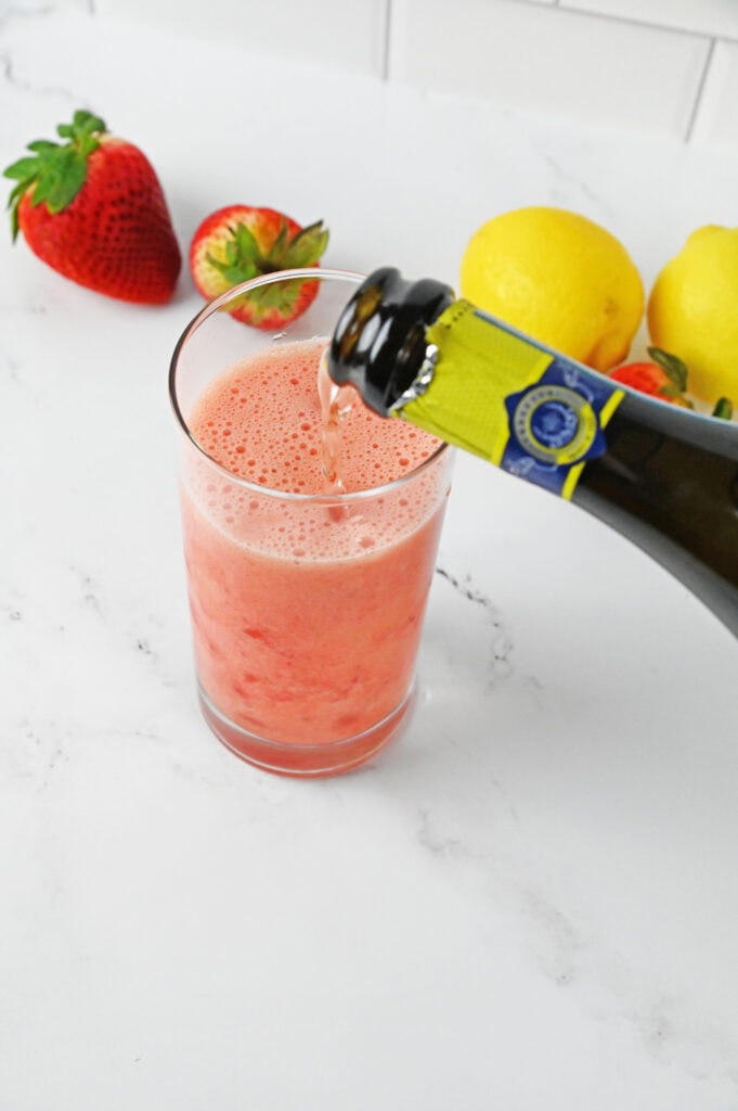 how to make strawberry passion fruit lemonatas