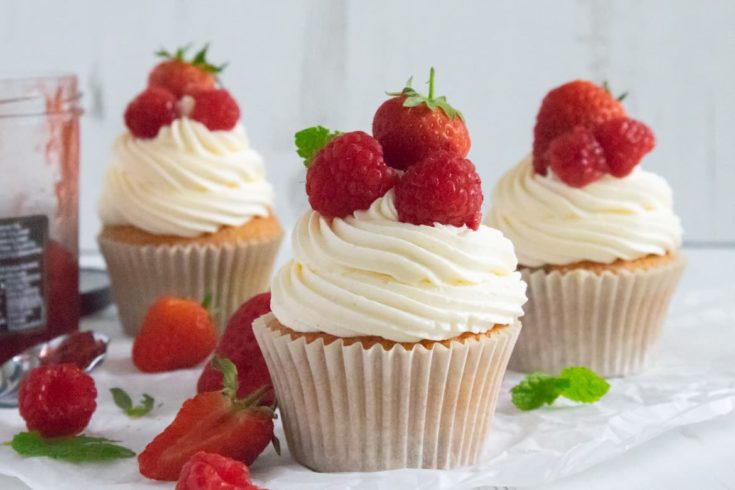 Image for Strawberries and Cream Cupcakes